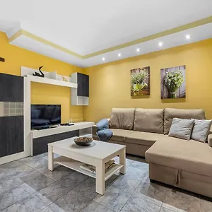https://home2book-cozy-apartment-puerto-del-carmen-beach.puertodelcarmen-hotels.org